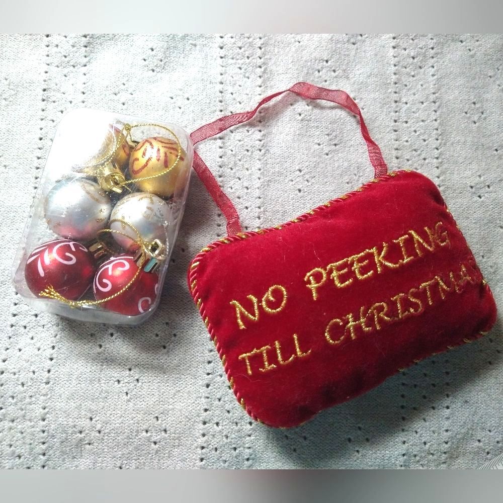 Red and Gold Christmas Tree Ornament Set and Velvet Pillow Gift Tag